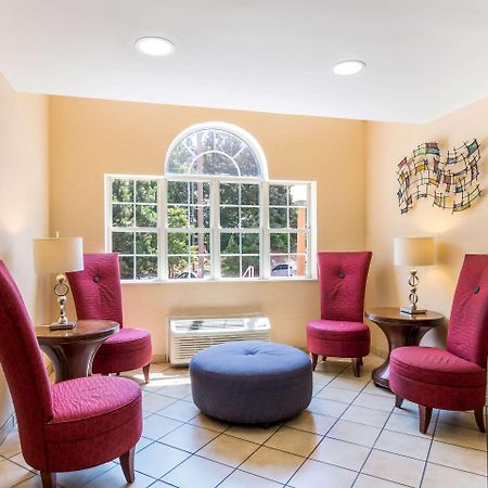 Quality Inn Chester - South Richmond Exteriör bild