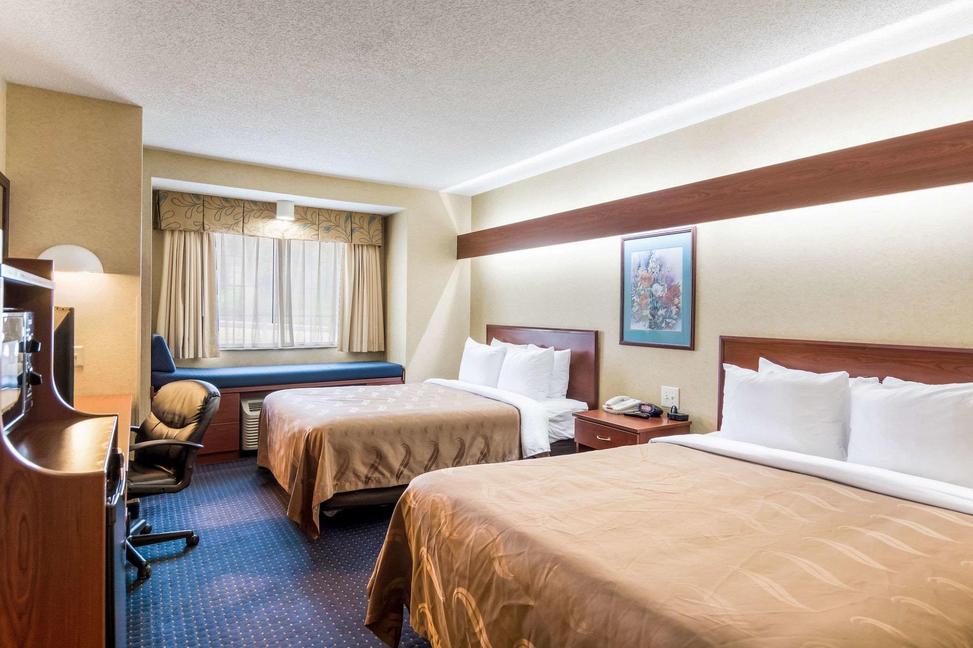 Quality Inn Chester - South Richmond Exteriör bild