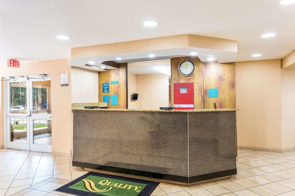 Quality Inn Chester - South Richmond Exteriör bild