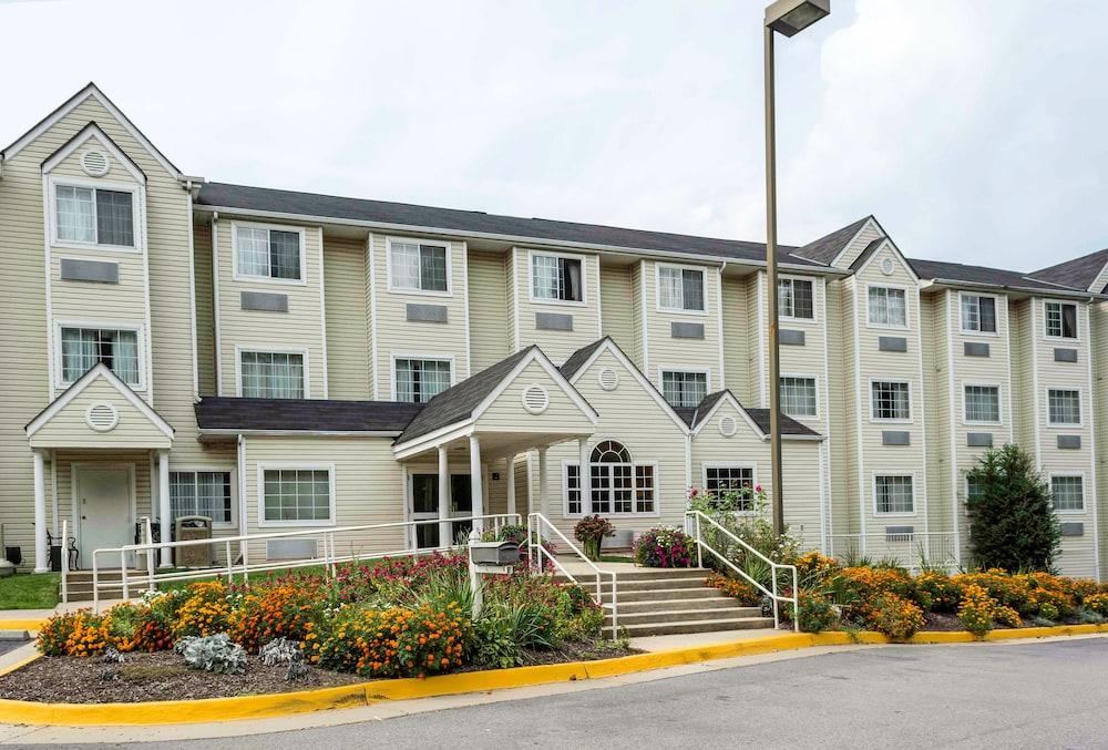 Quality Inn Chester - South Richmond Exteriör bild