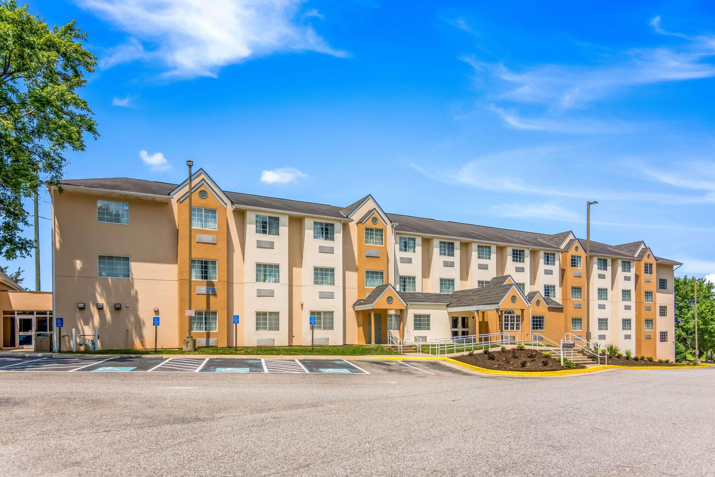 Quality Inn Chester - South Richmond Exteriör bild