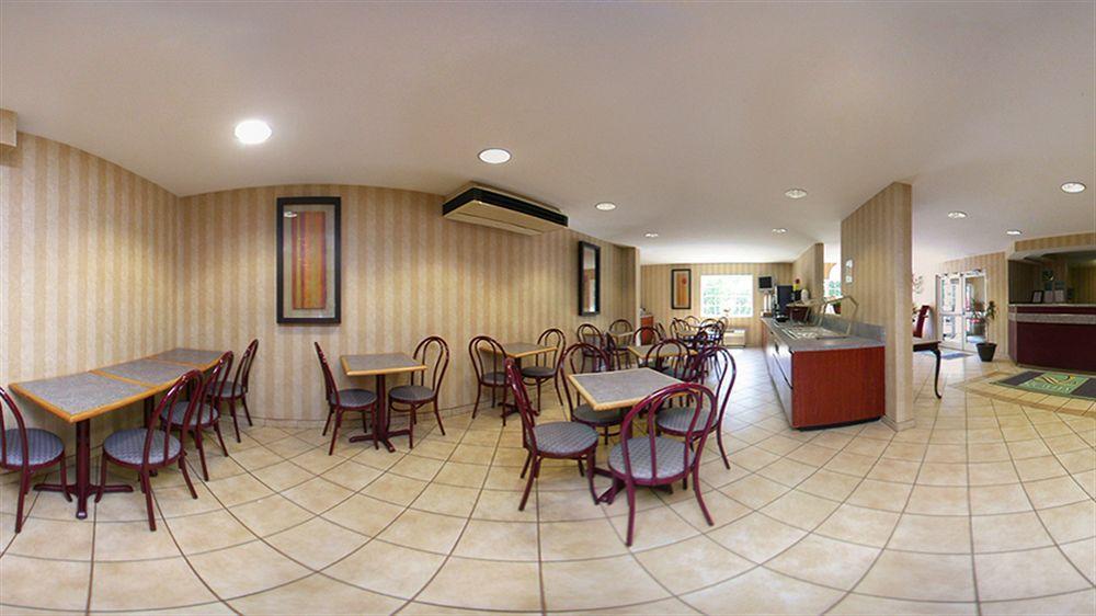 Quality Inn Chester - South Richmond Exteriör bild